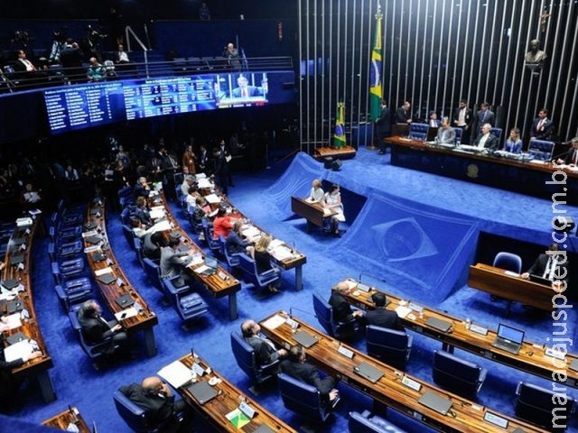 Senado ouve nesta sexta testemunhas da defesa de Dilma no impeachment