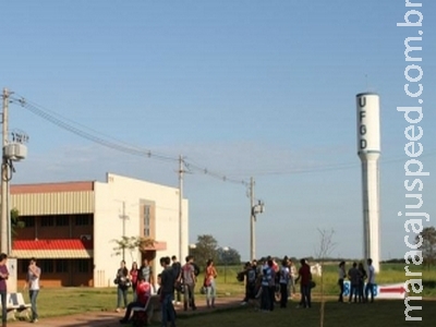 UFGD prorroga o prazo para a isenção da taxa de inscrição do Vestibular 2017 UFGD prorroga o prazo para a isenção da taxa de inscrição do Vestibular 2017