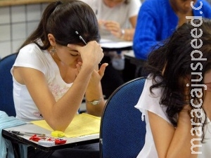 Rede privada fica abaixo da meta, mas muito acima das escolas públicas Rede privada fica abaixo da meta, mas muito acima das escolas públicas