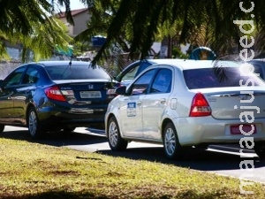Uber estará disponível na próxima semana, prevê associação de taxistas Uber estará disponível na próxima semana, prevê associação de taxistas