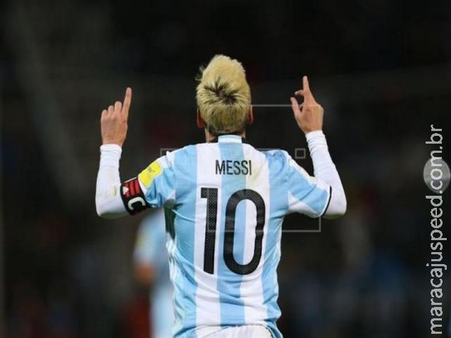 Messi segue com dores no púbis e diminuirá carga de treinos Messi segue com dores no púbis e diminuirá carga de treinos