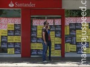 Greve dos bancários continua após reunião com Fenaban terminar sem acordo Greve dos bancários continua após reunião com Fenaban terminar sem acordo