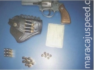 Embriagado, homem é preso após atirar dentro de casa no bairro Tijuca Embriagado, homem é preso após atirar dentro de casa no bairro Tijuca