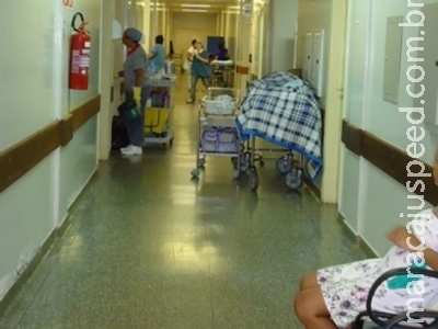 Liminar obriga HU contratar médicos concursados e dispensar terceirizados Liminar obriga HU contratar médicos concursados e dispensar terceirizados