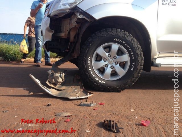 Maracaju: Caminhonete colide na traseira de motociclista na Rua José Pereira da Rosa