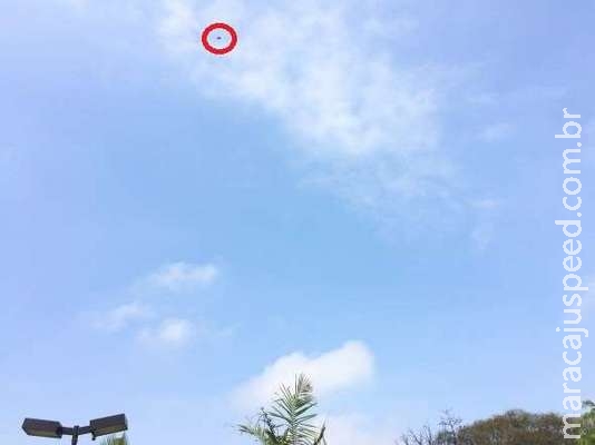 Suposto óvni fotografado em São Bernardo do Campo causa polêmica entre os entusiastas da área Suposto óvni fotografado em São Bernardo do Campo causa polêmica entre os entusiastas da área