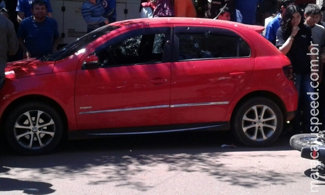 Troca de tiros deixa ferido policial e estudantes na fronteira