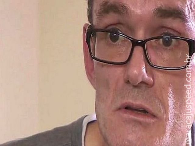 Não faça isso em casa : o britânico que operou a si mesmo com instrumentos emprestados de dentista Não faça isso em casa : o britânico que operou a si mesmo com instrumentos emprestados de dentista