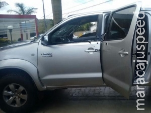 Homens armados com fuzis deixam três feridos no centro de Pedro Juan