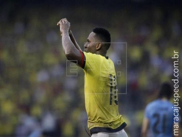 Mina marca, e Colômbia arranca empate contra o Uruguai pelas Eliminatórias