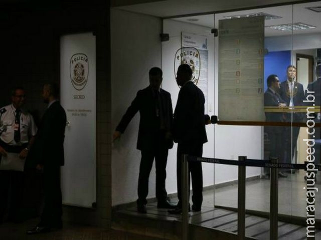 PF prende agentes da Polícia Legislativa acusados de atrapalhar Lava Jato PF prende agentes da Polícia Legislativa acusados de atrapalhar Lava Jato