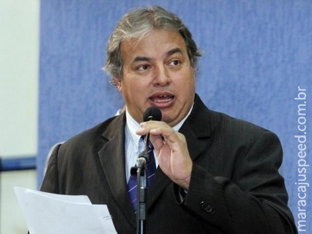 Um mês após morte, polícia pede mais prazo e amigo suspeita de agiotagem Um mês após morte, polícia pede mais prazo e amigo suspeita de agiotagem
