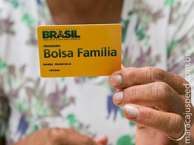 Governo inicia repasse de outubro aos beneficiários do Bolsa Família Governo inicia repasse de outubro aos beneficiários do Bolsa Família