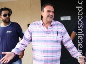 Mesmo condenado por ser fantasma, vereador assumirá cargo em 2017 Mesmo condenado por ser fantasma, vereador assumirá cargo em 2017