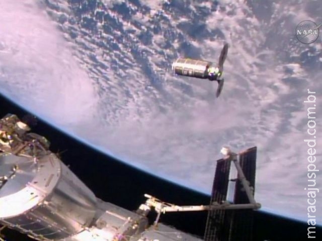 Nave chega à Estação Espacial Internacional com 2,5 t de alimentos Nave chega à Estação Espacial Internacional com 2,5 t de alimentos
