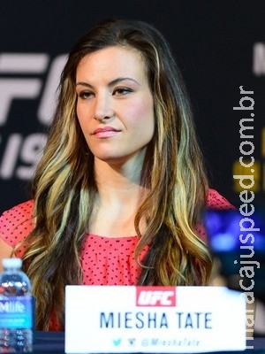 Miesha Tate continua interessada em luta com Cris Cyborg em peso-casado Miesha Tate continua interessada em luta com Cris Cyborg em peso-casado