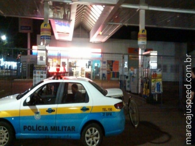 Homem arromba conveniência de posto e vai preso Homem arromba conveniência de posto e vai preso