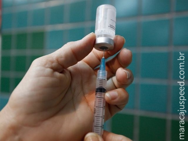 Ministério da Saúde anuncia vacinação contra HPV para meninos