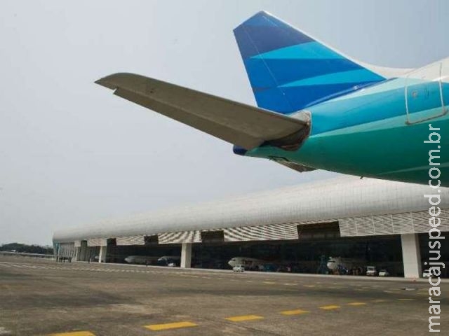 Corpo de um bebê é encontrado em avião na Indonésia Corpo de um bebê é encontrado em avião na Indonésia