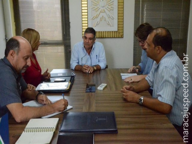 Maracaju: Em reunião no gabinete do prefeito Programa Mercado Escola foi apresentado