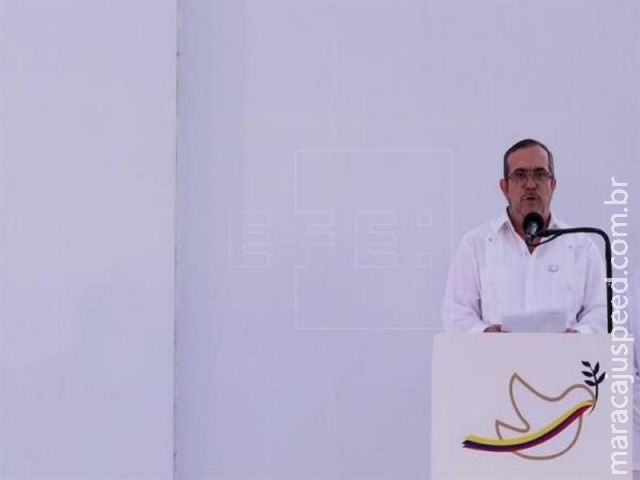 Líder das Farc afirma que referendo não é vinculativo e garante cessar-fogo Líder das Farc afirma que referendo não é vinculativo e garante cessar-fogo