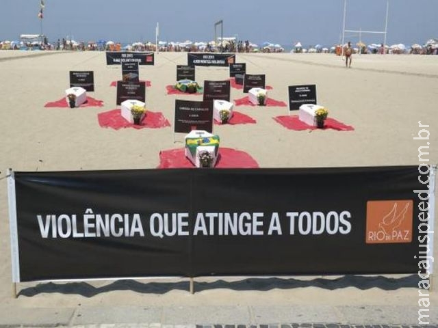 Brasil tem mais mortes violentas do que a Síria em guerra, mostra anuário Brasil tem mais mortes violentas do que a Síria em guerra, mostra anuário