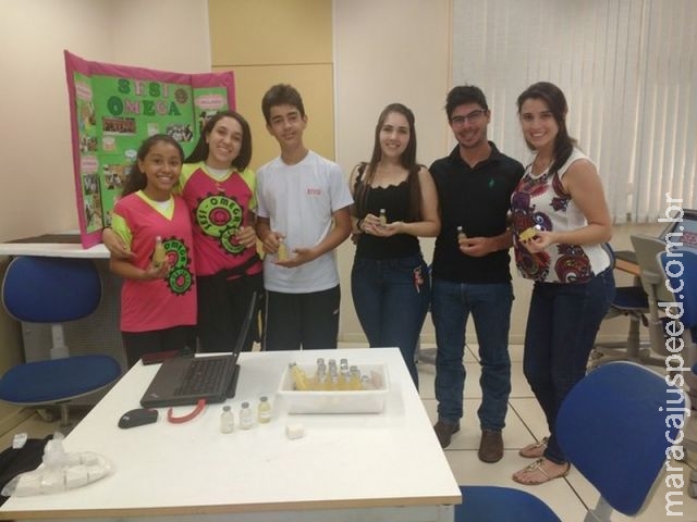 Estudantes criam sabão repelente para evitar inseticidas em pomares Estudantes criam sabão repelente para evitar inseticidas em pomares