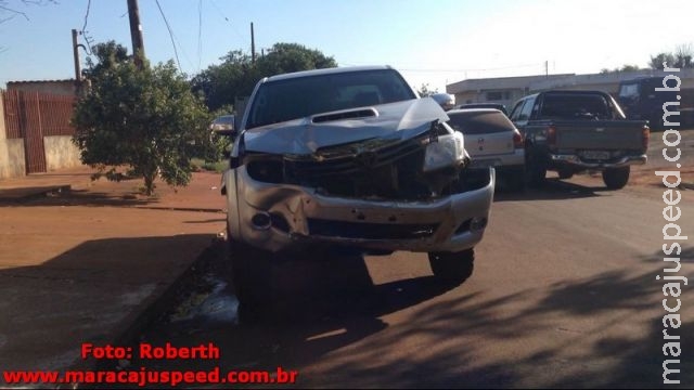 Urgente: Grave colisão entre camionete e motocicleta deixa uma vítima gravemente ferida