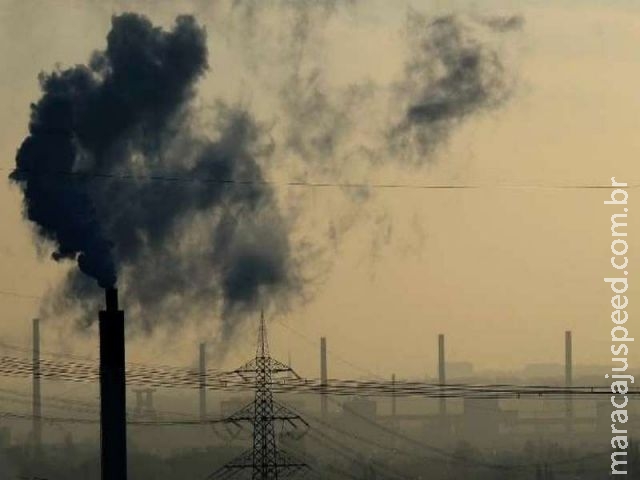 Dióxido de carbono na atmosfera bateu recorde em 2015 Dióxido de carbono na atmosfera bateu recorde em 2015