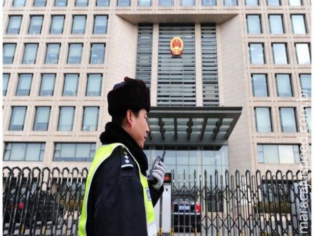 De divórcios a assassinatos: China passa a transmitir julgamentos ao vivo na internet De divórcios a assassinatos: China passa a transmitir julgamentos ao vivo na internet