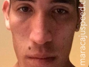 Fotos de Centurión nu vazam, e Tevez pede cuidado com excessos noturnos Fotos de Centurión nu vazam, e Tevez pede cuidado com excessos noturnos