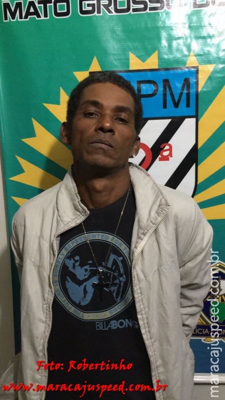 Maracaju: Suspeito é preso por porte ilegal de arma de fogo de uso permitido no Parque Ecológico após tentar empreender fuga Maracaju: Suspeito é preso por porte ilegal de arma de fogo de uso permitido no Parque Ecológico após tentar empreender fuga