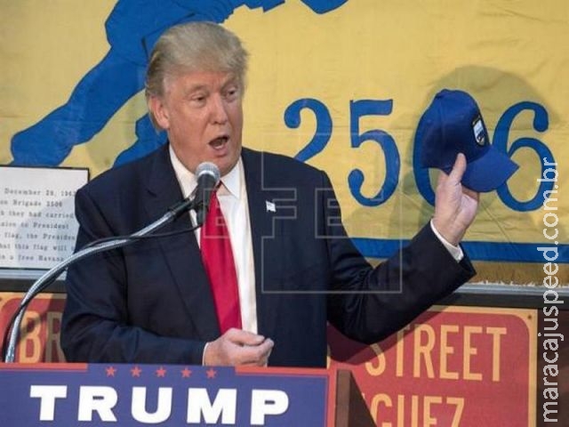 Caso vença, Trump pedirá ao Congresso que derrube lei de saúde de Obama Caso vença, Trump pedirá ao Congresso que derrube lei de saúde de Obama