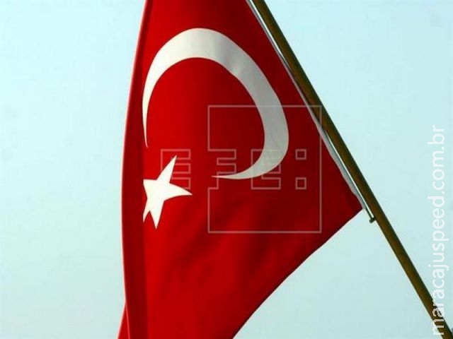 Polícia turca detém deputado de partido pró-curdo
