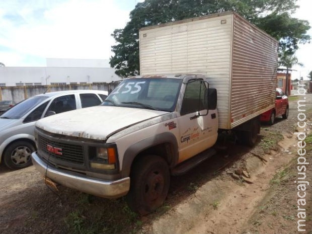 Prefeitura de Campo Grande promove leilão de sucatas, veículos e máquinas Prefeitura de Campo Grande promove leilão de sucatas, veículos e máquinas