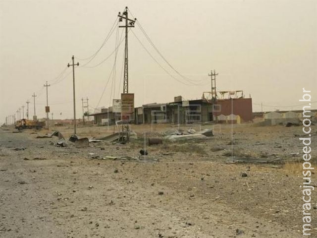Jihadistas posicionam suicidas menores de idade em bairros do leste de Mossul Jihadistas posicionam suicidas menores de idade em bairros do leste de Mossul