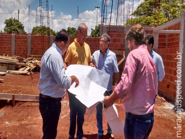 Maracaju: Deputado visita obra, e garante Clinica da Mulher Maracaju: Deputado visita obra, e garante Clinica da Mulher