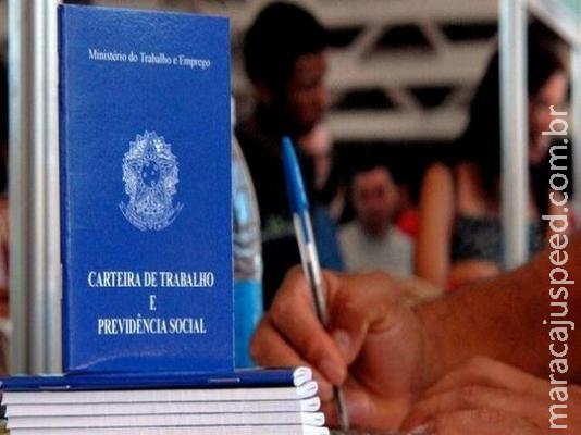 Abono salarial ano-base 2015 começa a ser pago nesta segunda (21) Abono salarial ano-base 2015 começa a ser pago nesta segunda (21)