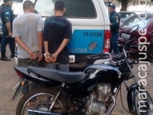 Após roubo, moto falha e adolescentes são perseguidos por moradores Após roubo, moto falha e adolescentes são perseguidos por moradores