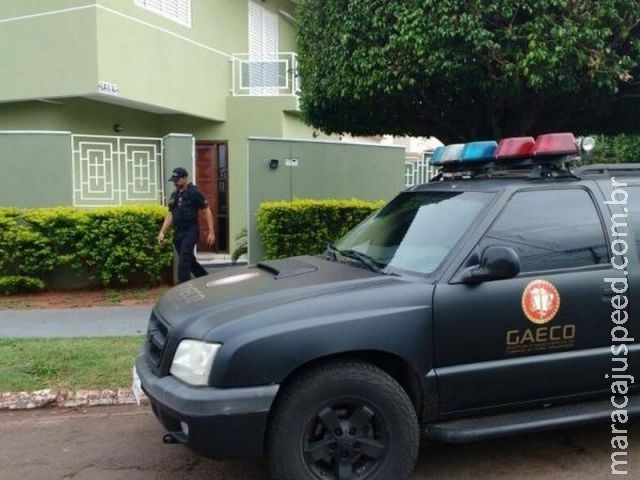Contador foi preso com documento falso durante operação do Gaeco Contador foi preso com documento falso durante operação do Gaeco