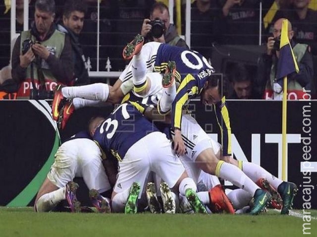 Liga Europa tem vitória da Roma, derrota do United e classificação do Zenit Liga Europa tem vitória da Roma, derrota do United e classificação do Zenit
