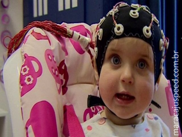 Imitar voz de criança para falar com bebês beneficia desenvolvimento cerebral, indica estudo Imitar voz de criança para falar com bebês beneficia desenvolvimento cerebral, indica estudo