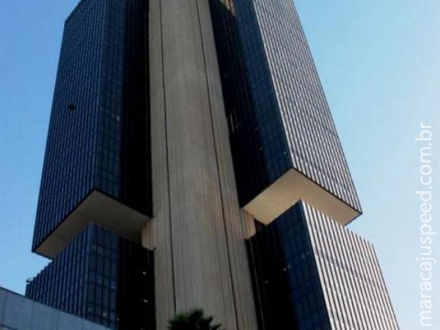 Mercado financeiro projeta inflação dentro da meta em 2016, diz BC Mercado financeiro projeta inflação dentro da meta em 2016, diz BC