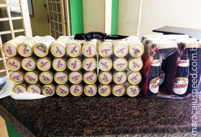 Jovens furtam caminhão de cerveja e são perseguidos por motorista