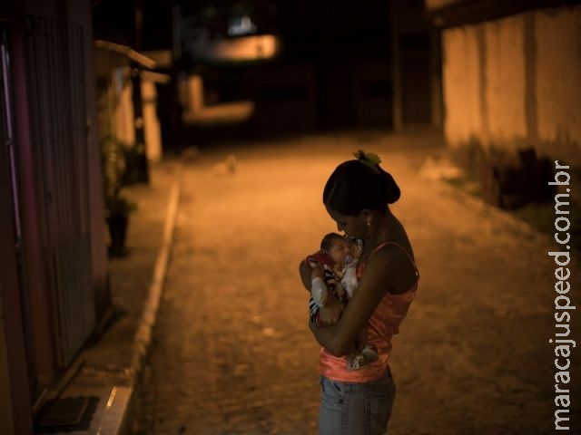  Pesquisadores dos EUA encontram zika em cérebros de bebês após nascimento