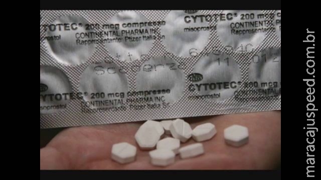 Polícia procura amiga de jovem morta após aborto com remédio do Paraguai