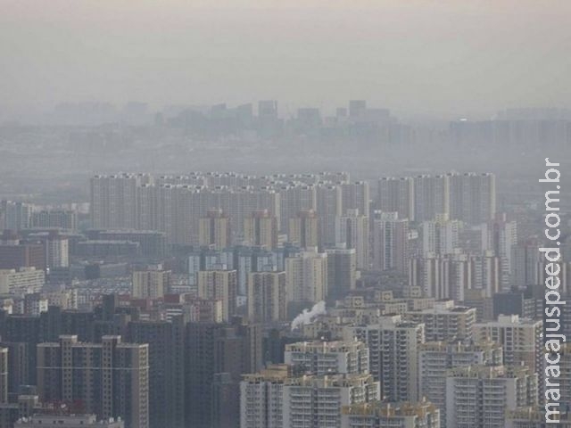  Pequim anuncia alerta laranja por poluição