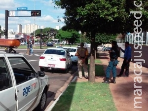 Multar Uber é ilegal e motorista lesado pode processar prefeitura, diz OAB Multar Uber é ilegal e motorista lesado pode processar prefeitura, diz OAB
