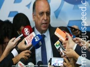 Rio, Minas e RS vão pedir auxílio federal para resolver crise financeira Rio, Minas e RS vão pedir auxílio federal para resolver crise financeira