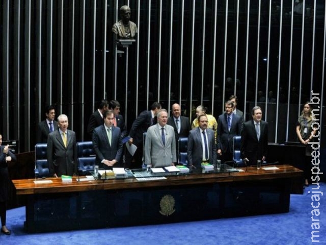 Aprovação da PEC do Teto mostra apoio do Congresso ao ajuste fiscal Aprovação da PEC do Teto mostra apoio do Congresso ao ajuste fiscal